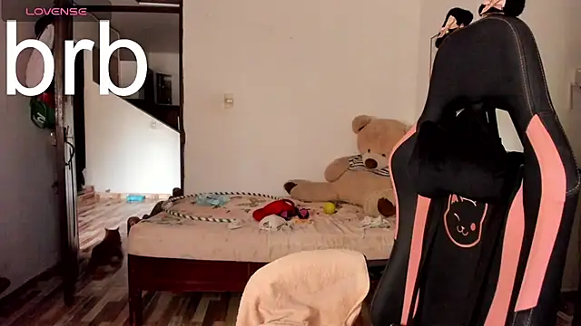 adrena_10 Adlı Modelin Canlı XXX Sohbeti