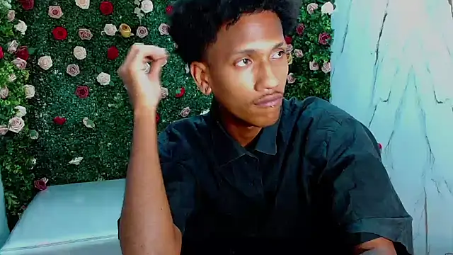 XXX chat uživo modela ManSant
