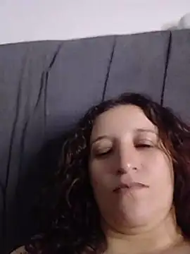 צ'אט XXX בשידור חי של hanamy_joha
