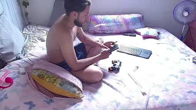 curvivan XXX чат на живо