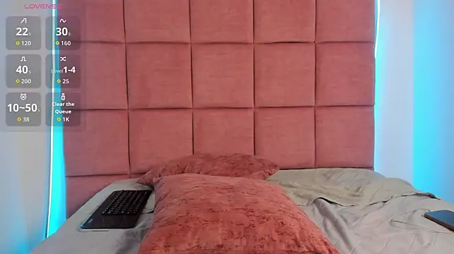 XXX chat uživo modela VickBennet