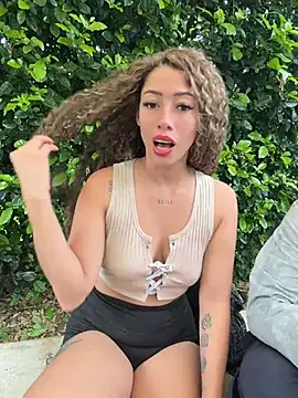 roxyrougee's Live XXX Chat