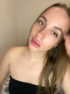 Živý XXX chat NeEdnaBradley