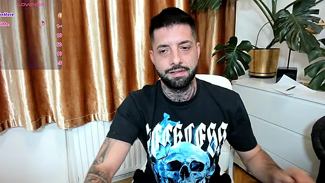 TommyDum Live XXX-chat