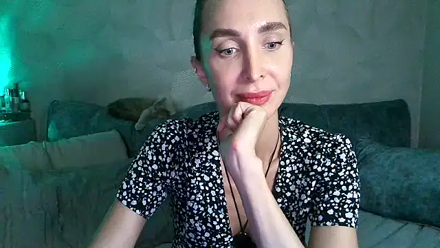 Nerinaa Chat XXX live