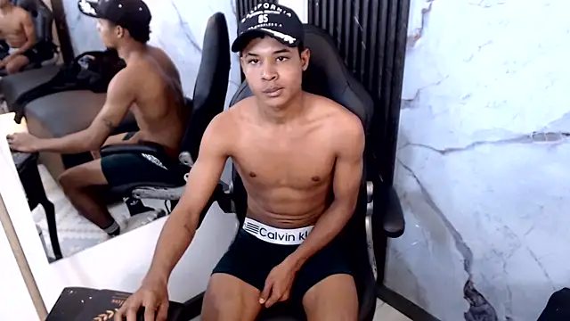 Chat XXX ao vivo de RafaelVander