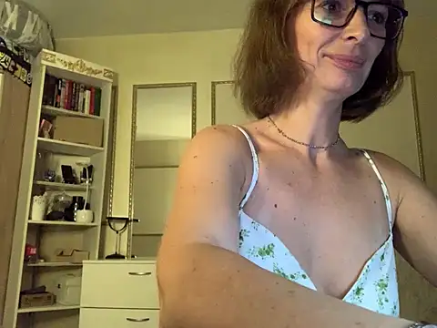 SolLina Chat XXX live