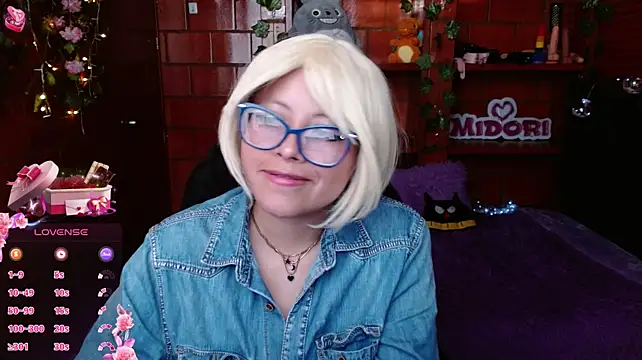MidoriQuiinn's Live XXX Chat