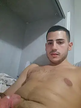 دردشة Nicolas3091 الجنسية المباشرة