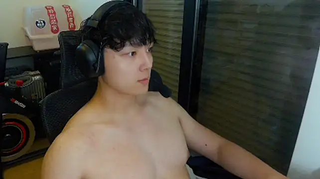 XXX chat uživo modela Tkcqcc