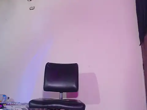 kitty-miss' Live XXX Chat