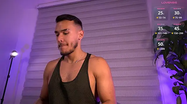 Онлайн чат XXX MarkSantozz