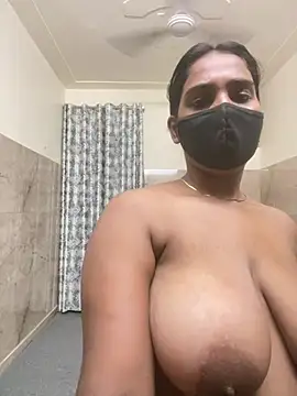 punjabi-kaurn Live XXX chat