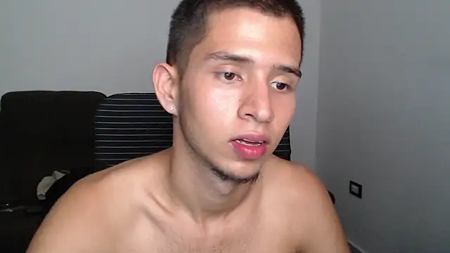 harold_18_ Chat XXX in diretta