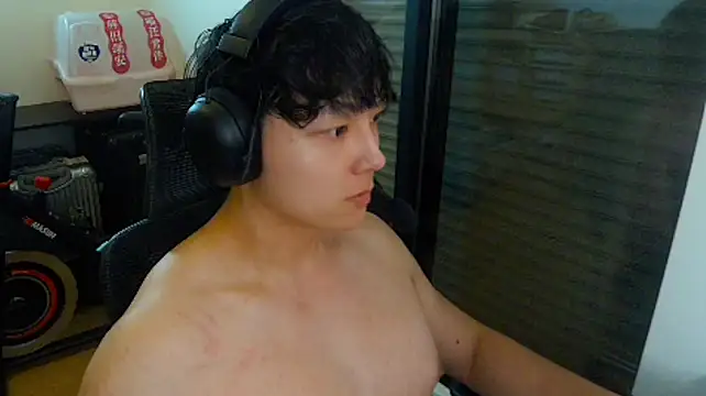 Tkcqcc – Naživo XXX chat