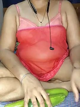 Hot_Darling001 在線直播表演