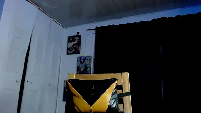 Chat XXX ao vivo de Adam_Hudsond