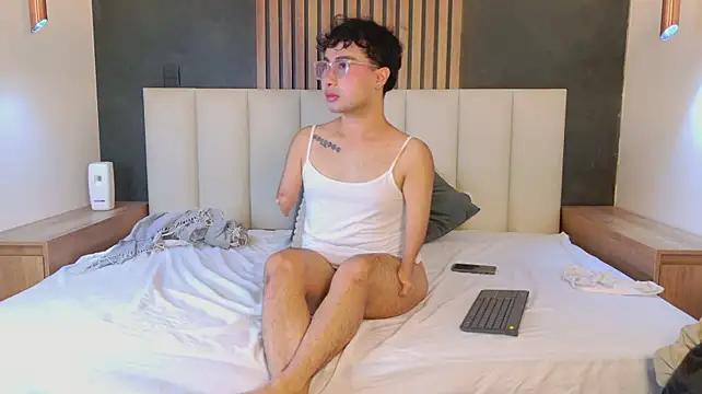 Chat XXX en directo de Sam_Velvett