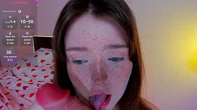 צ'אט XXX בשידור חי של lexxxxxxi
