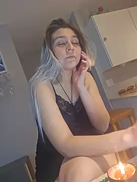 ScarletsWeb: απευθείας συνομιλία ΧΧΧ