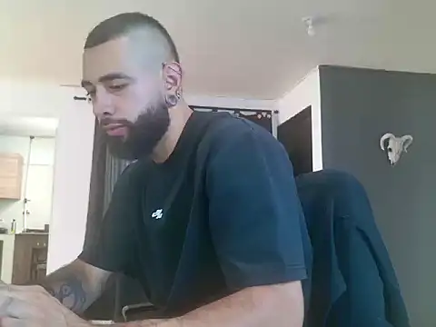 Matheusbeard XXX чат на живо