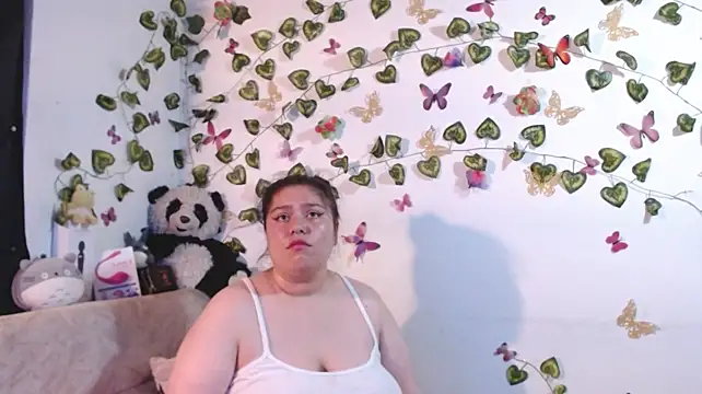 Chat +18 de LennaTurnerr ao vivo