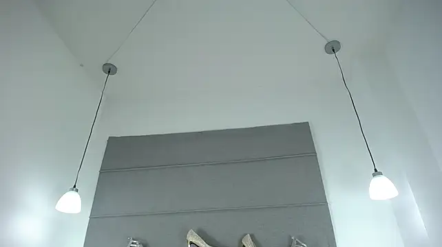 Sarah__MoonxのライブXXXチャット