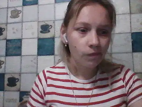 Anna_wey Adlı Modelin Canlı XXX Sohbeti