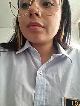 Angela__05: απευθείας συνομιλία ΧΧΧ