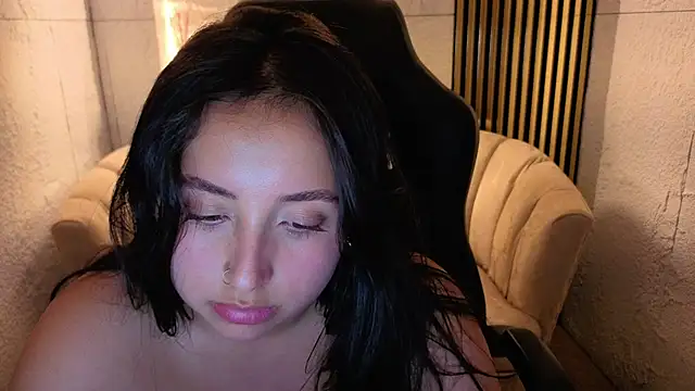 Chat +18 de nina_sweet_cn ao vivo