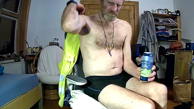 Greg0ri73 élő XXX-chatje