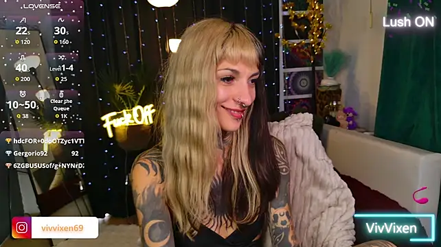 VivVixen Live XXX Chat
