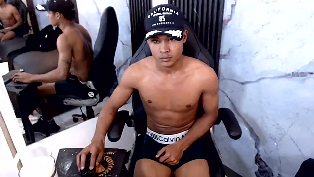 RafaelVander Chat XXX in diretta