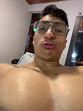 Chatroom XXX en direct de ApoloCruz