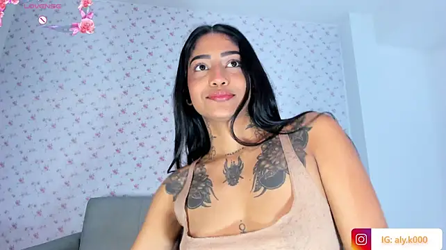 Chat +18 de Alykass ao vivo