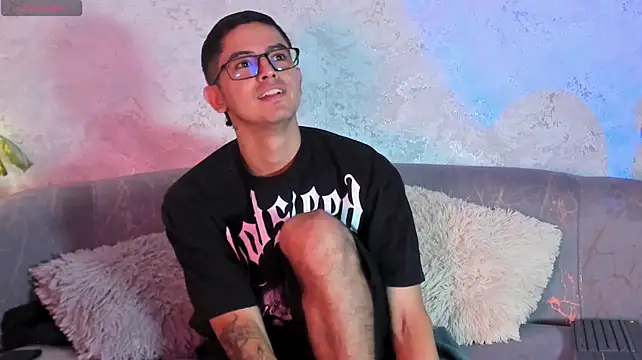 Ostin_Colt 现场XXX聊天