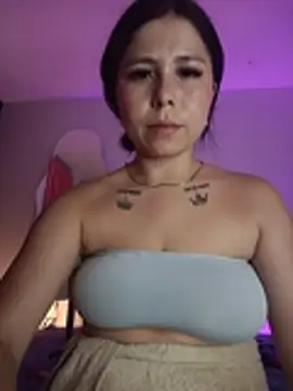 Chat XXX Live SalomeFire