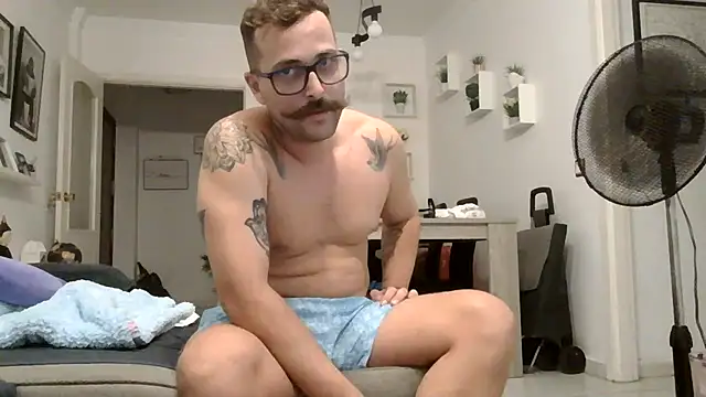 yanick931 Live XXX-Chat