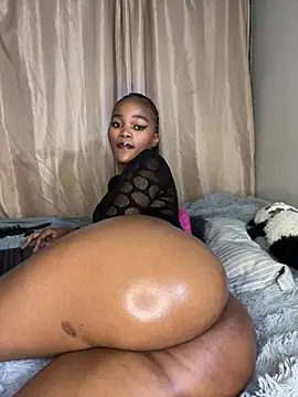Cataleyasweetbooty Adlı Modelin Canlı XXX Sohbeti