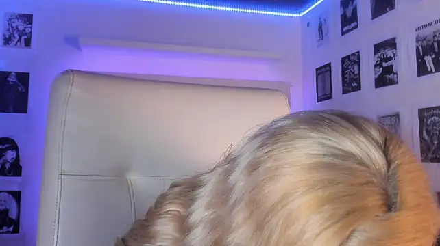 adhalee_js Chat XXX live