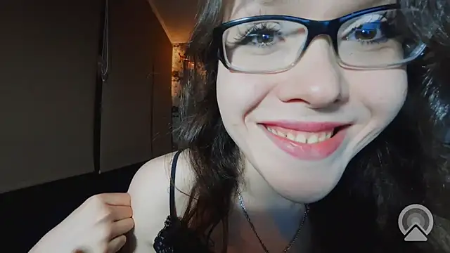 RachelSav 现场XXX聊天