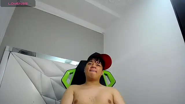 Živý XXX chat Tommy_cotton