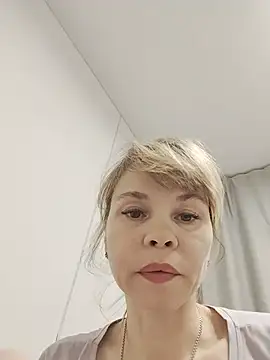 MaryPele Adlı Modelin Canlı XXX Sohbeti
