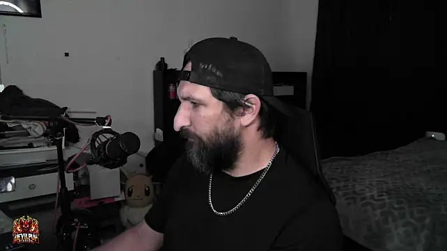 DevilPup75_: απευθείας συνομιλία ΧΧΧ