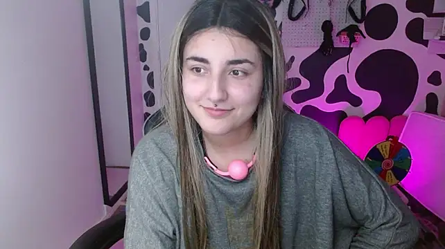 hi_elora Live XXX-chat