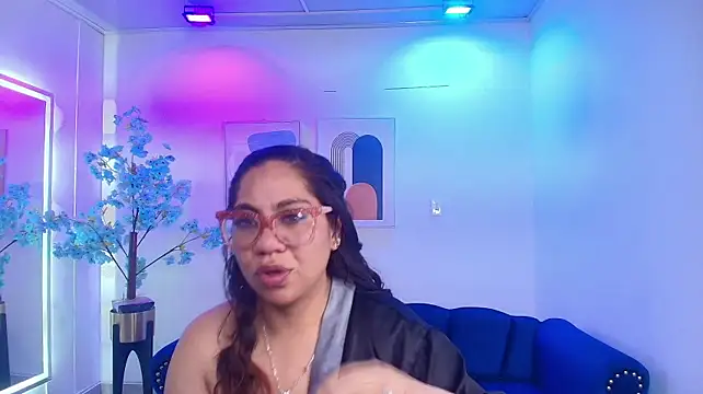 Chat +18 de Silvana_lane ao vivo