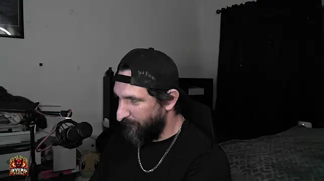 دردشة DevilPup75_ الجنسية المباشرة