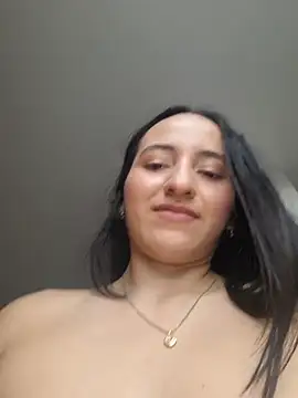 Naty_wet_17 Chat XXX live