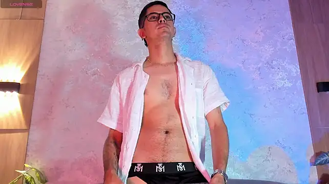 Ostin_Colt 라이브 XXX 채팅