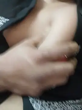 Susmitabhabi69 Adlı Modelin Canlı XXX Sohbeti